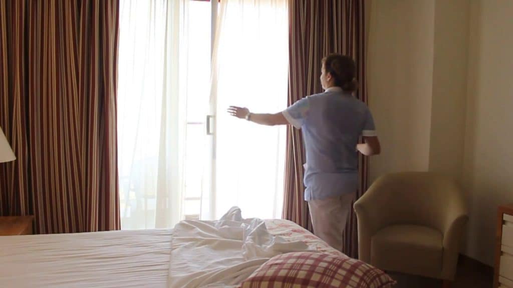 CAMARERA DE PISO HOTEL 4* PUESTO ESTABLE incorporación inmediata